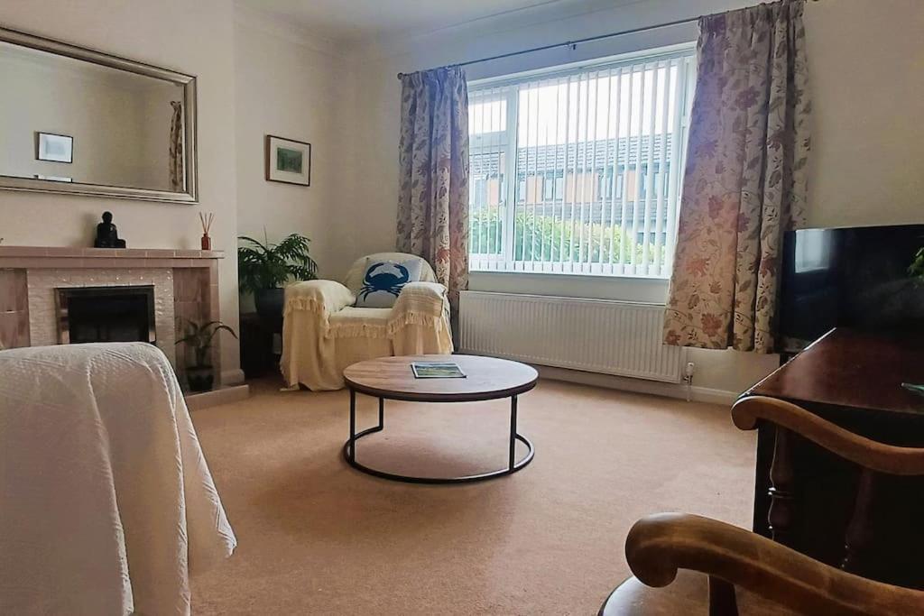 Spacious House And Garden Holiday home